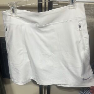 Nike White Sports Skirt with Zip Pockets